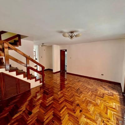 SE ALQUILA CASA EN SALAMANCA