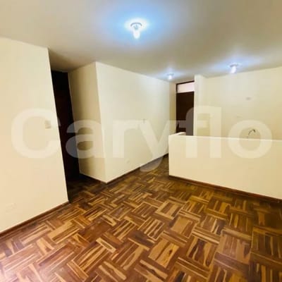 Alquiler de departamento en surco primer piso