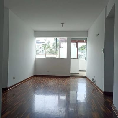 VENDO DEPARTAMENTO FRENTE A PARQUE EN MATELLINI CHORRILLOS