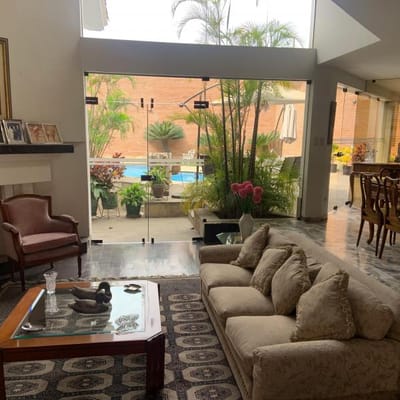 RESIDENCIA EN LA PLANICIE  Descubre la belleza de lo clsico