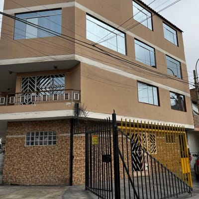 VENDO CASA EN SAN MARTIN DE PORRES