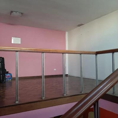 VENDO CASA GRANDE CON EXCELENTE UBICACIN EN SAN BORJA