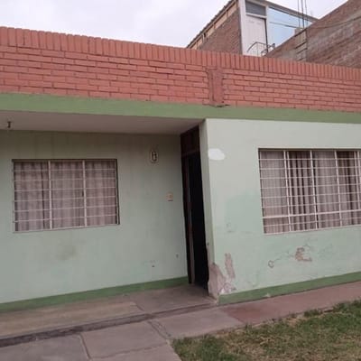 VENDO CASA GRANDE EN URB SOL DE ORO LOS OLIVOS