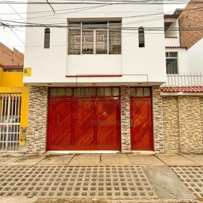 SE ALQUILA ENORME CASA EN COMAS  URB SAN AGUSTIN