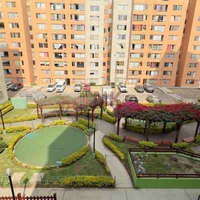 VENTA DE DEPARTAMENTO  HABITACIONES  COCHERA OPCIONAL LOS PARQUES DE SMP