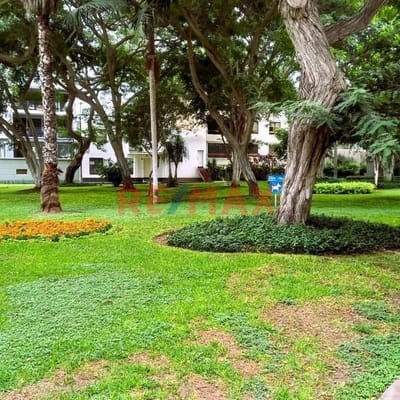 CASA COMO TERRENO   FRENTES  SALIDA DIRECTA A PARQUE
