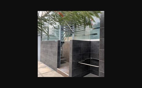 Venta de  departamento en Surco con Cochera  m