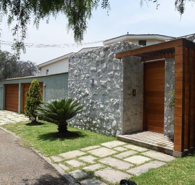 ALQUILER DE EXCLUSIVA CASA EN LA MOLINA