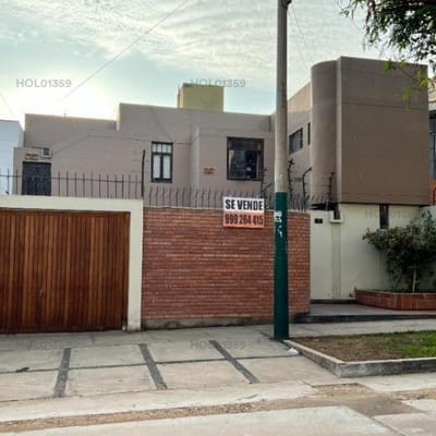 VENTA DE  CASAS COLINDANTES COMO TERRENO
