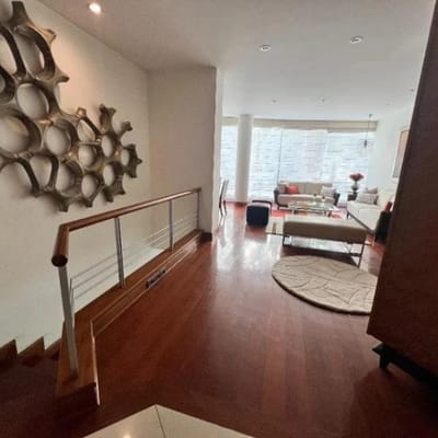SE VENDE AMPLIO DUPLEX EN CHACARILLA  SAN BORJA