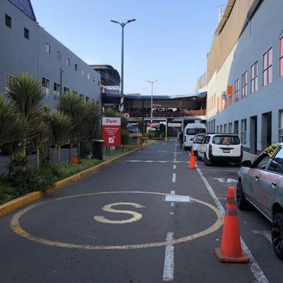 ALQUILO PRCTICO LOCAL EN PLAZA HOGAR