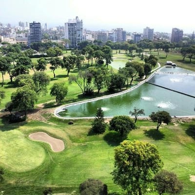 VISTA AL GOLF Y A LA HUACA  DORMITORIOS
