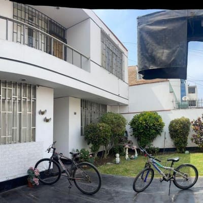 San Miguel Vendo Casa Como Terreno Calle Udima Cerca a Parque