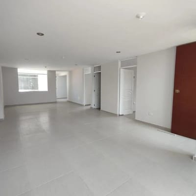 VENDO MODERNO DEPARTAMENTO ER PISO EL ROSARIO II CERRO COLORADO