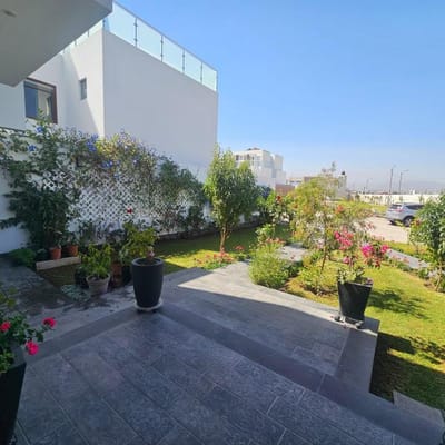 LUJOSA CASA EN VENTA EN SACHACA