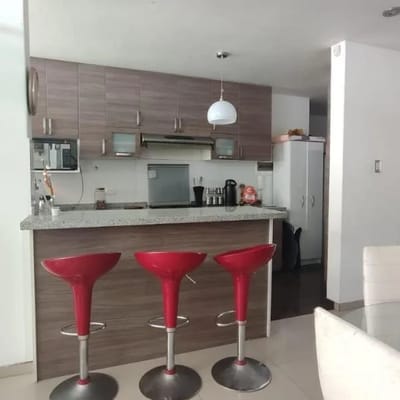 VENDO CASA m ALTO BUENA VISTA SOCABAYA