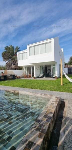 Moderna casa ubicada en Paracas