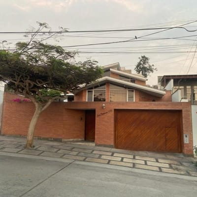 Bonita Casa en Venta en una Exclusiva zona  Urb Valle Hermoso  Surco