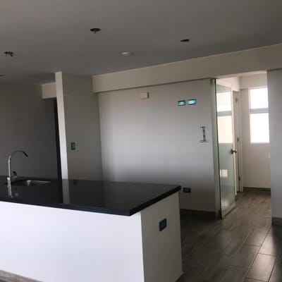 VENTA DE DEPARTAMENTO DUPLEX EN SURCO