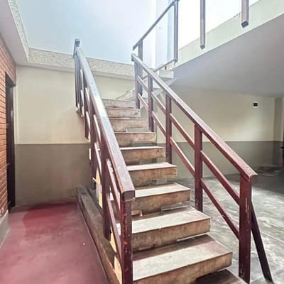 VENTA DE AMPLIA CASA A UN PASO DE LA ESTACION DEL TREN  SAN JUAN DE MIRAFLORES
