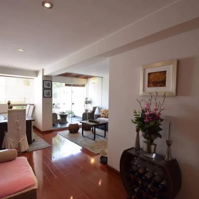 VENDO LINDO Y AMPLIO DEPARTAMENTO