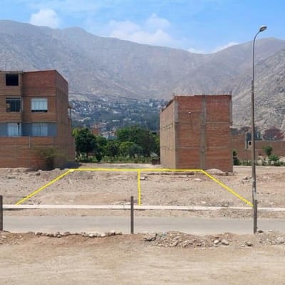 OPORTUNIDAD TERRENOS COMERCIALRESIDENCIAL EN AV RAMIRO PRIALECHOSICA