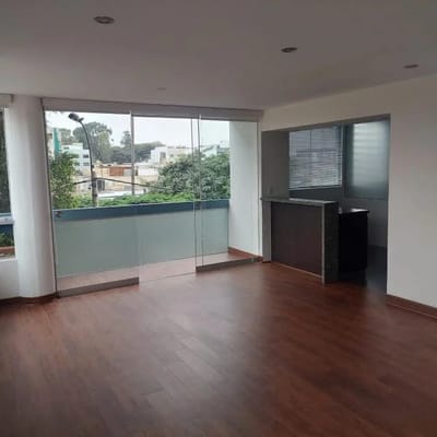 Venta de departamento en Surco de m