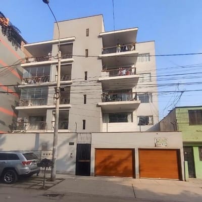 Venta de departamento en Ate