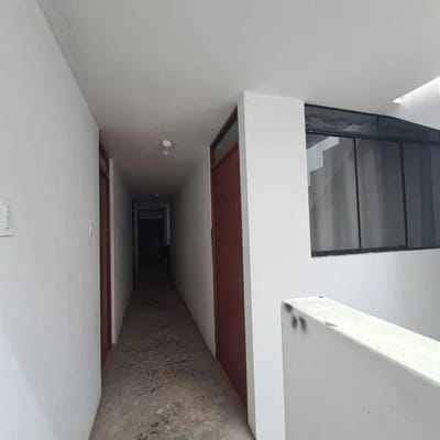 Departamento  piso en casa familiar en San Martin de porras