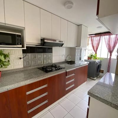 COMAS EL RETABLO  ALQUILO DPTO SEMIAMOBLADO  EN CONDOMINIO LAURELES