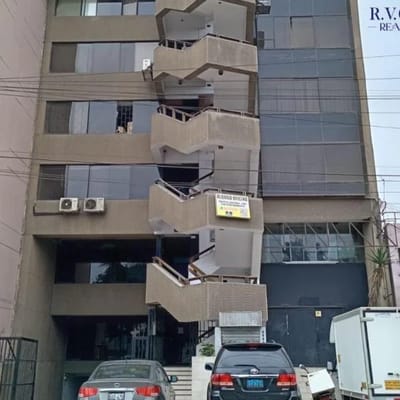 Oficina en San Isidro