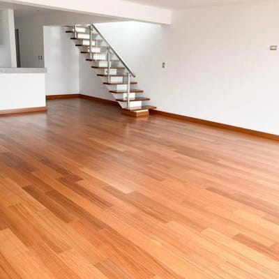 Venta de exclusivo Duplex en Manuel Tovar Miraflores