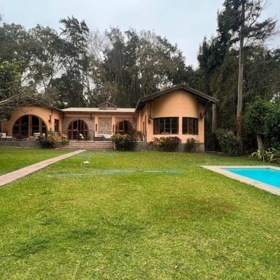 Linda casa en venta ubicada en una de las zonas mas exclusivas de Cieneguilla