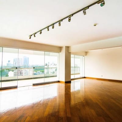 Departamento en exclusiva zona de  Cerros de Camacho