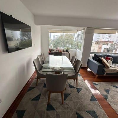 Exclusivo departamento en alquiler