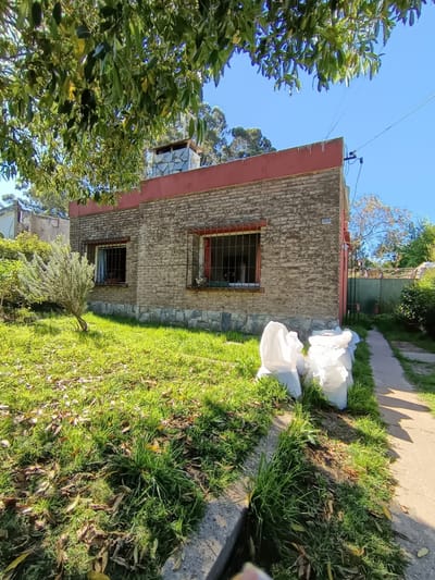 VENTA CASA AMPLIO TERRENO EN LA CRUZ DE CARRASCO