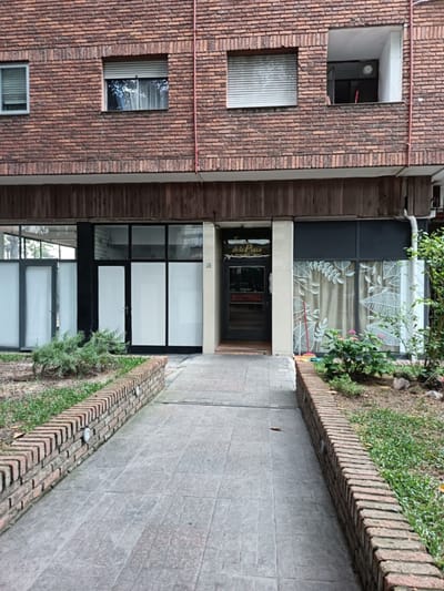 VENTA LOCAL COMERCIAL / OFICINA EN POCITOS