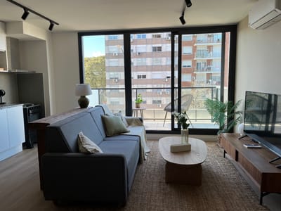 VENTA APARTAMENTO UN DORMITORIO AMPLIA TERRAZA  DESCUENTO 7 %  SEPTIEMBRE