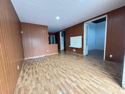 Casa de 3 dormitorios con patio y parrillero