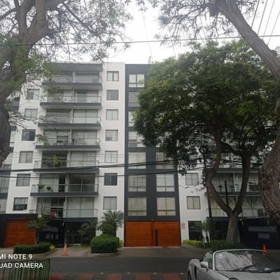 Bajo de Precio Dpto en Av  de Mayo San Isidro  Condominio Exclusivo