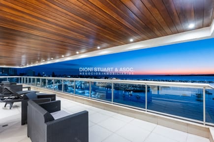 VENTA PENT HOUSE DUPLEX - 4 SUITES + DEPENDENCIA - EDIFICIO PUERTO PUNTA