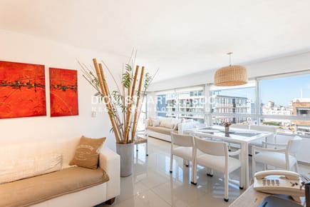 OPORTUNIDAD EN VENTA - APARTAMENTO EN PENINSULA - 2 DORMITORIOS - RECICLADO
