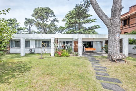 Casa en Alquiler de Temporada - Para 6 Personas - Playa Mansa