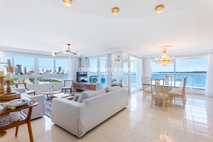 VENTA APARTAMENTO 3 DORMITORIOS EN SUITE + DEPENDENCIA - MILLENIUM TOWER - ESQUINERO - PLAYA MANSA