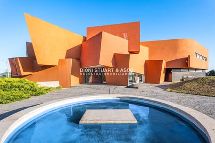 MEGA CASA EN LA BARRA - INCREIBLE