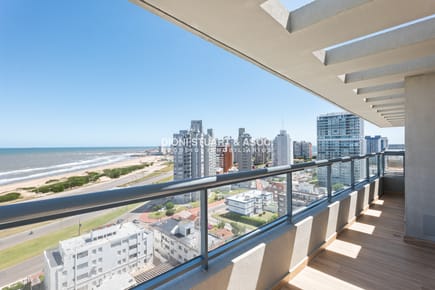 APARTAMENTO A ESTRENAR EN PLAYA BRAVA PUNTA DEL ESTE - 2 DORMITORIOS - EDIF. SIGLO SOL II - BAJAS EXPENSAS
