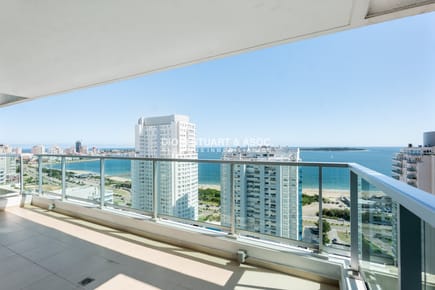 GALA TOWER DEPARTAMENTO EN VENTA EN PLAYA MANSA 2 DORMITORIOS CON PARRILLERO INCREIBLE VISTA AL MAR