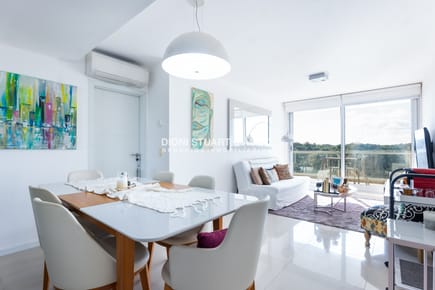 APARTAMENTO EN VENTA EN ROOSEVELT DE 2 DORMITORIOS MODERNO EDIFICIO BE PUNTA