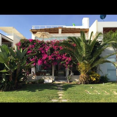 VENTA DE CASA DE PLAYA EN COCOA KM  ASIA