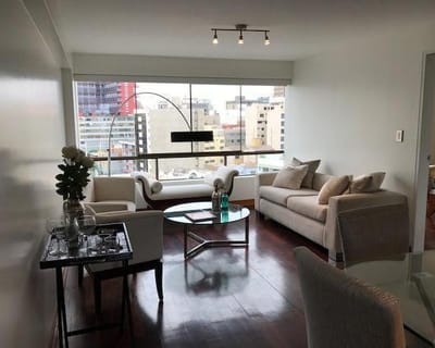 Alquilo lindo  Dpto Amoblado  Dormitorio en el Centro de Miraflores